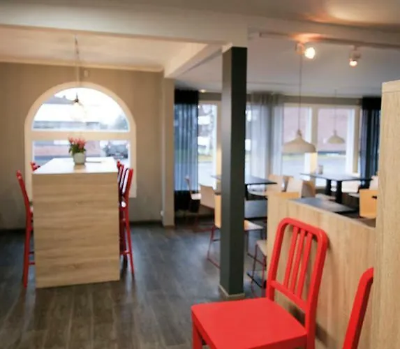 Toivola بيت شباب كيمي